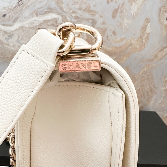 Chanel Caviar Quilted Medium Boy Leather Chain Flap Bag - Picture 7 of 16